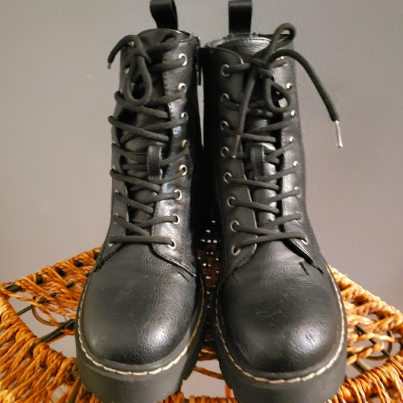 Sincerly Jules Shoes Sincerely Jules Harley Combat Boots Poshmark